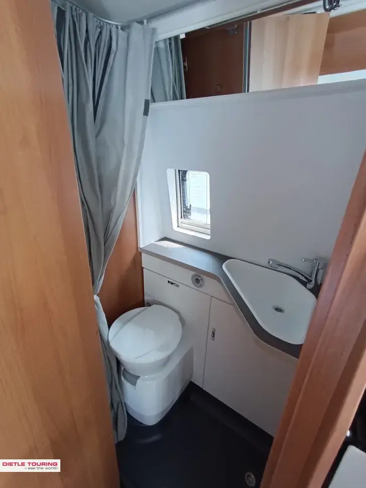 Fahrzeugbild VanTourer Comfort 600 D ++ Automatik; Ambientebel. #16