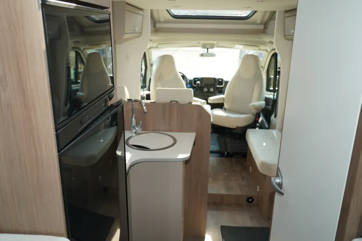 Fahrzeugbild Carado T 448 (35) 140 PS, SAT + TV #14