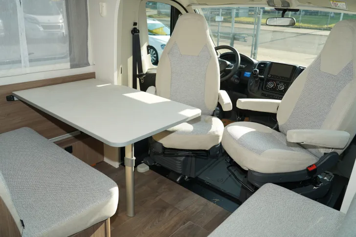 Fahrzeugbild Carado T 448 (35) 140 PS, SAT + TV #5