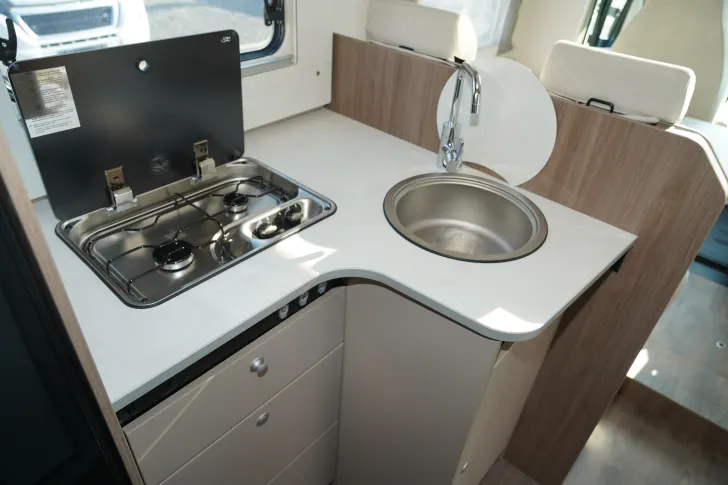 Fahrzeugbild Carado T 448 (35) 140 PS, SAT + TV #9