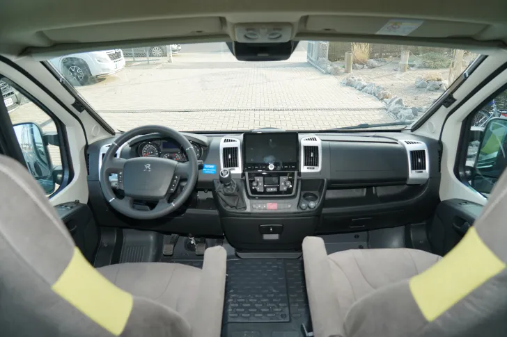 Fahrzeugbild Pössl D-Line 2WIN R Plus (10) AHK, Navi, Markise #7