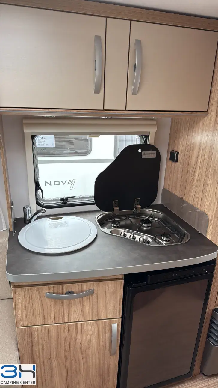 Sicht vorne-hinten Hymer Eriba Nova Light 470 -8.309,-€ ich-will-weg-Preis!