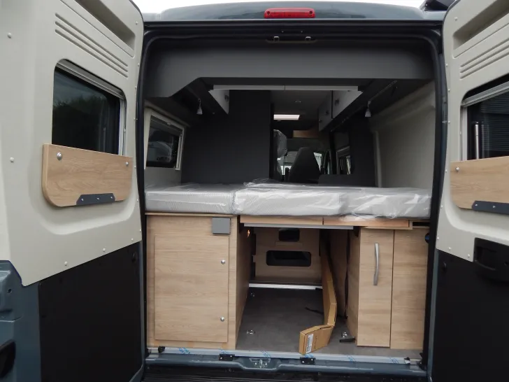 Fahrzeugbild Dethleffs Globetrail 600 DS ALLE PAKETE+SCHWENKBAD #9