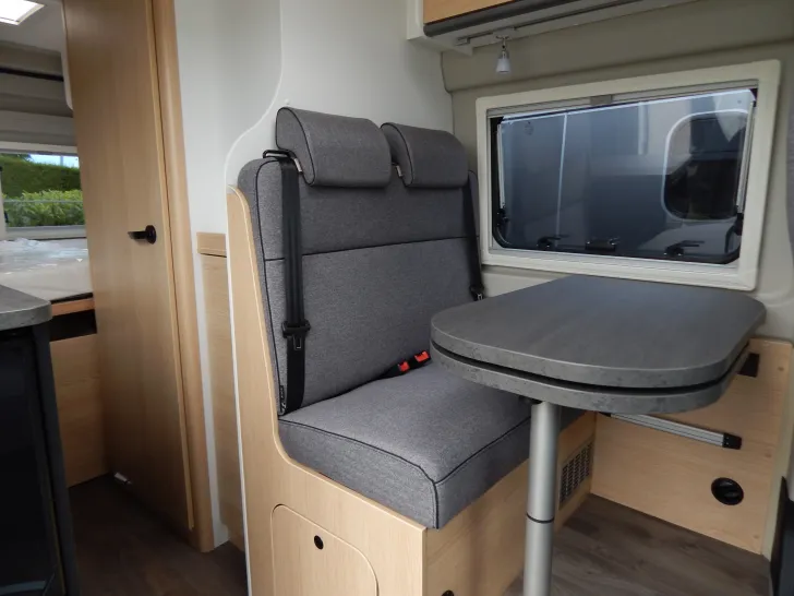 Fahrzeugbild Sunlight Camper Van Cliff 600 Top Preis inkl. Markise #10