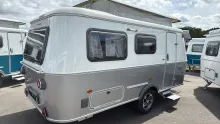 Schräg Hinten Hymer Eriba Touring 560
