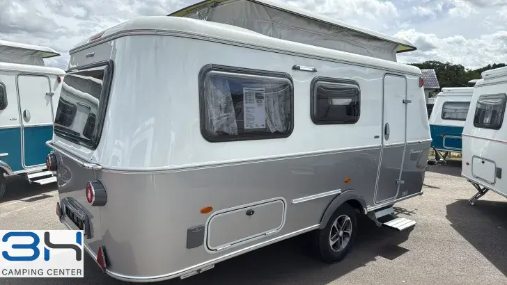 Schräg Hinten Hymer Eriba Touring 560