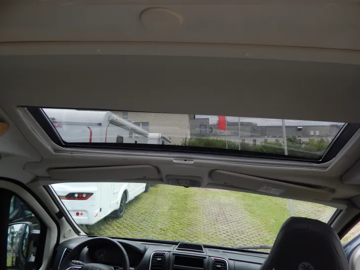 Fahrzeugbild Sunlight Camper Van CLIFF 600 X INTO THE WILD AKTION+MARKISE #11