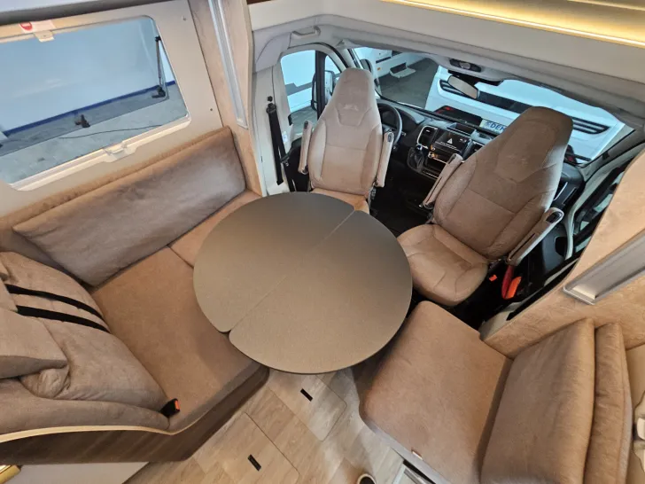 Fahrzeugbild Laika Ecovip L 4009 sofort Verfügbar #9