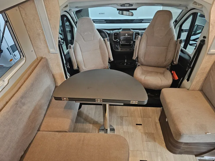 Fahrzeugbild Laika Ecovip L 4009 sofort Verfügbar #10