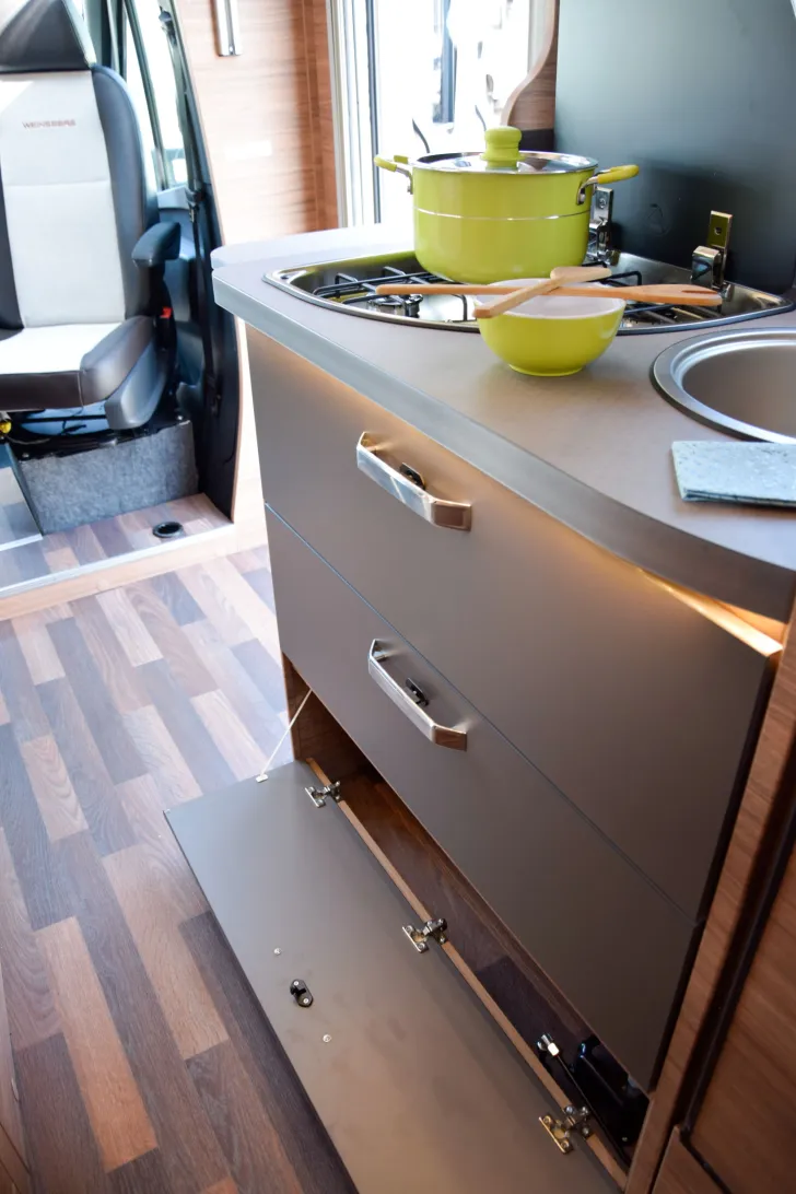 Fahrzeugbild Weinsberg CaraCompact Suite MB EDITION [PEPPER] 640 MEG #22