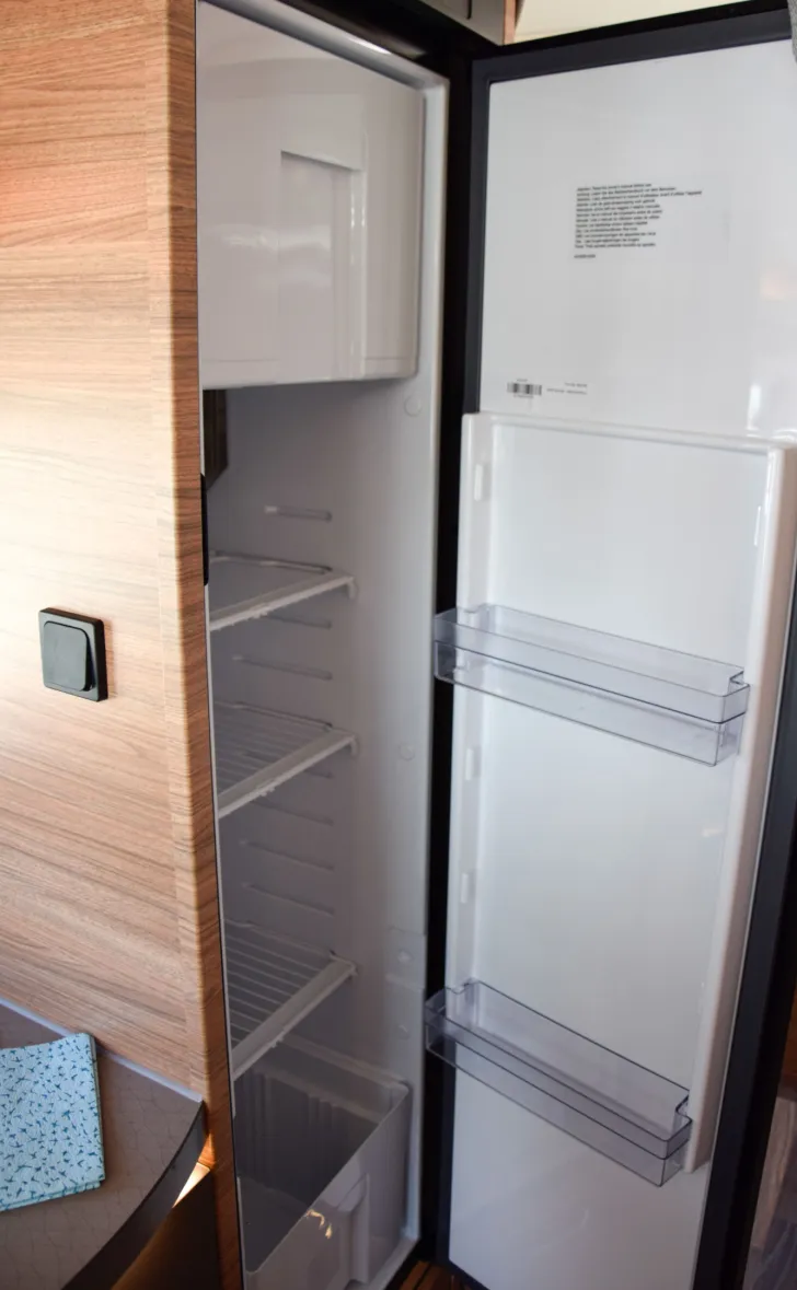 Fahrzeugbild Weinsberg CaraCompact Suite MB EDITION [PEPPER] 640 MEG #24