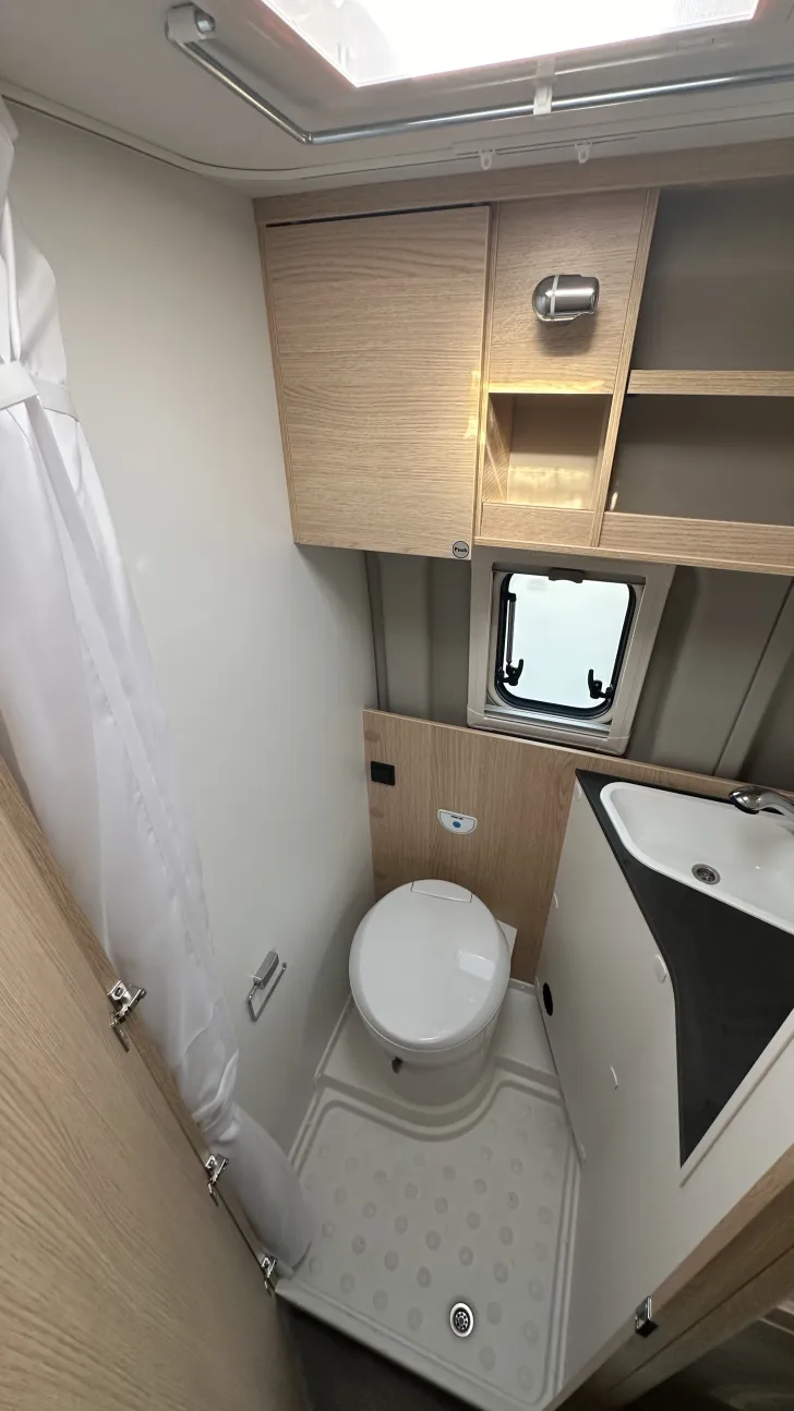 Toilette Sunlight Camper Van Cliff 640 Adventure Edition