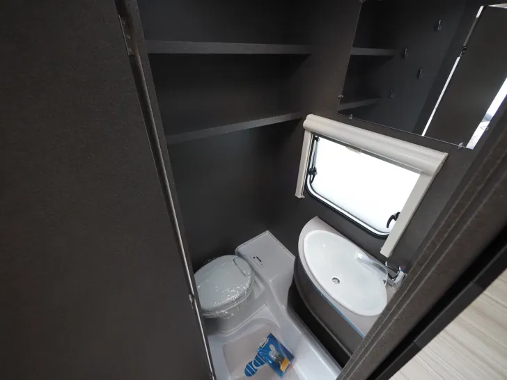 Fahrzeugbild Dethleffs C'Joy 480 QLK, 22.454,-€ Listenpreis #12