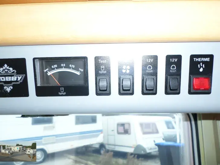 Fahrzeugbild Hobby Exclusive 560 UFf Nr. 119 - Queensbett, RSG #12