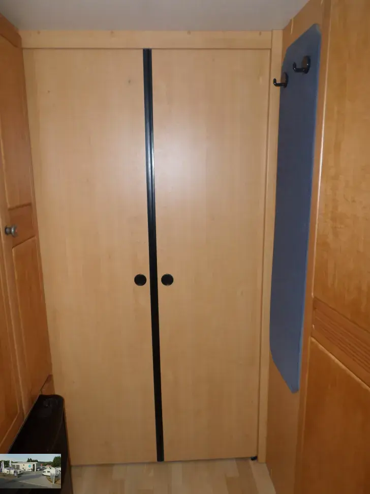 Fahrzeugbild Hobby Exclusive 560 UFf Nr. 119 - Queensbett, RSG #18