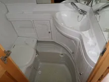 Fahrzeugbild Hobby Exclusive 560 UFf Nr. 119 - Queensbett, RSG #25