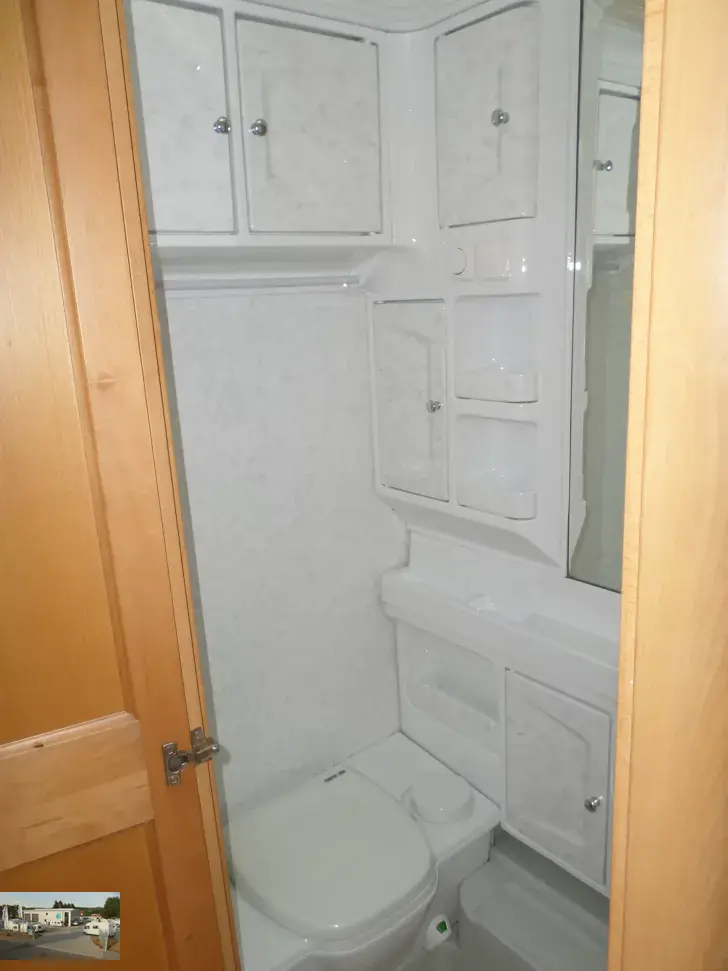 Fahrzeugbild Hobby Exclusive 560 UFf Nr. 119 - Queensbett, RSG #26