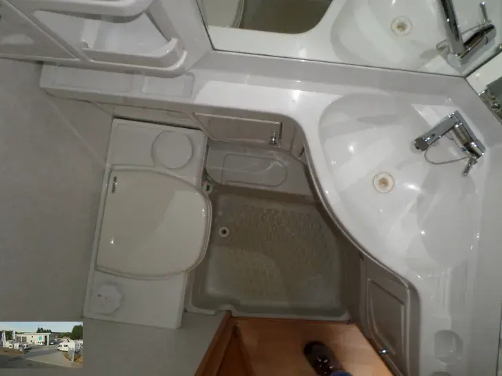 Fahrzeugbild Hobby Exclusive 560 UFf Nr. 119 - Queensbett, RSG #28