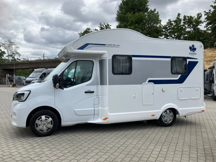 Fahrzeugbild Ahorn Camp T 590 Plus *elektrisches Hubbett* #4