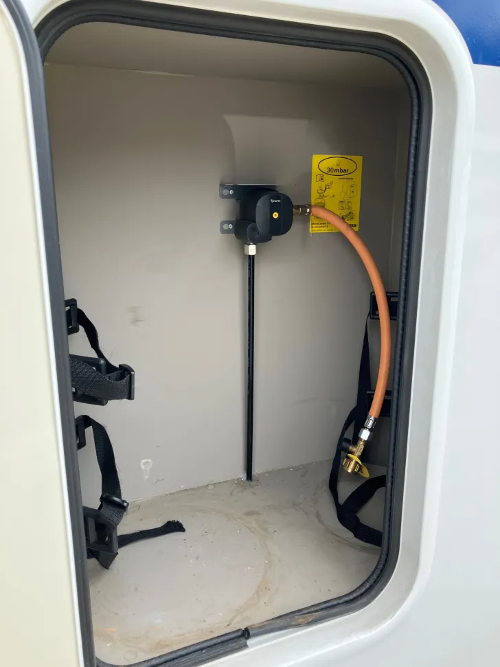 Fahrzeugbild Ahorn Camp T 590 Plus *elektrisches Hubbett* #41