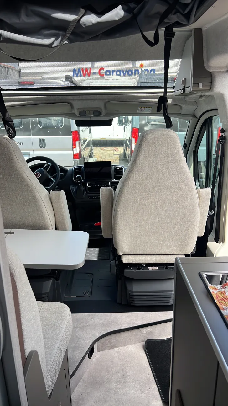 Fahrzeugbild Hymer Camper Van Yosemite #7