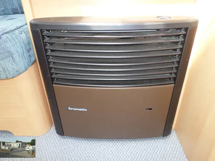 Fahrzeugbild TEC Travel King 450 K Nr. 8 - 2 Sitzgruppen #10