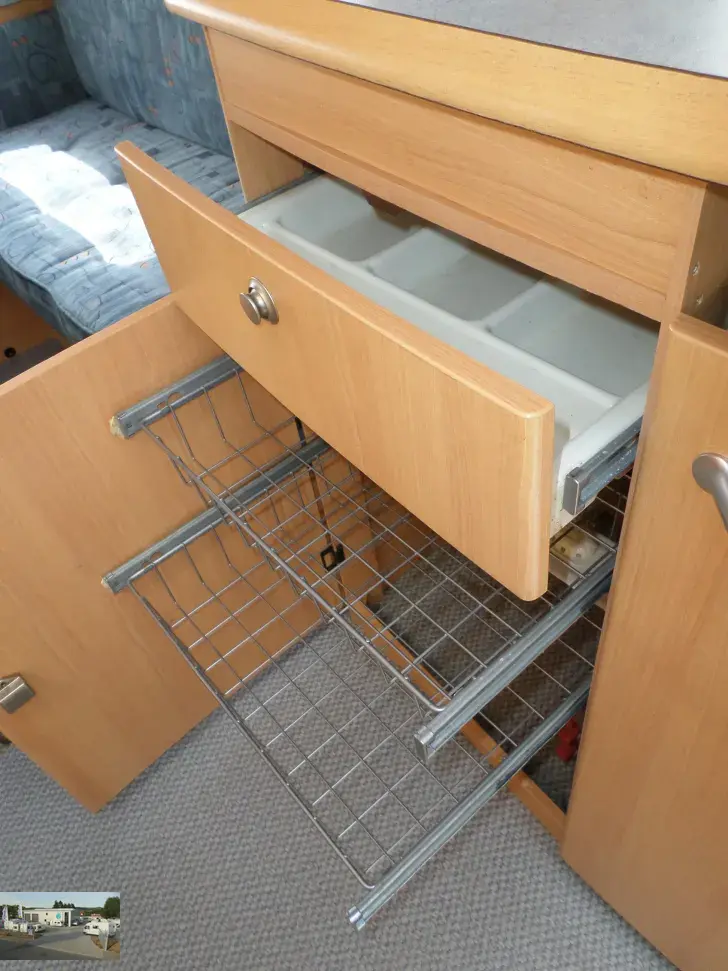 Fahrzeugbild TEC Travel King 450 K Nr. 8 - 2 Sitzgruppen #14