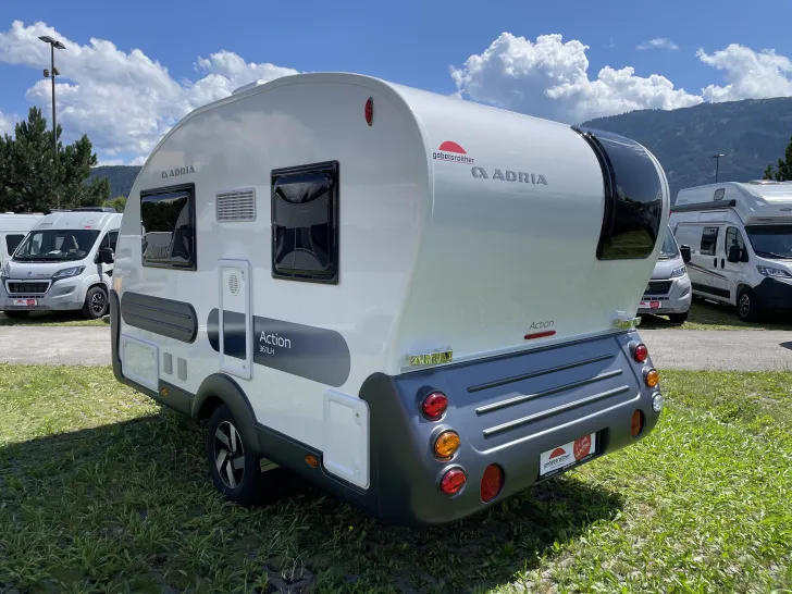 Schräg Hinten Adria Action 361 LH