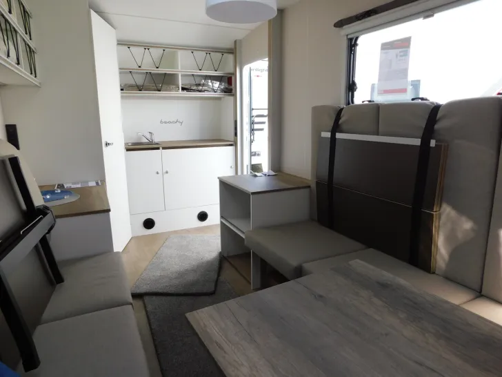 Fahrzeugbild Hobby Beachy 450 Neuss-Edition #13