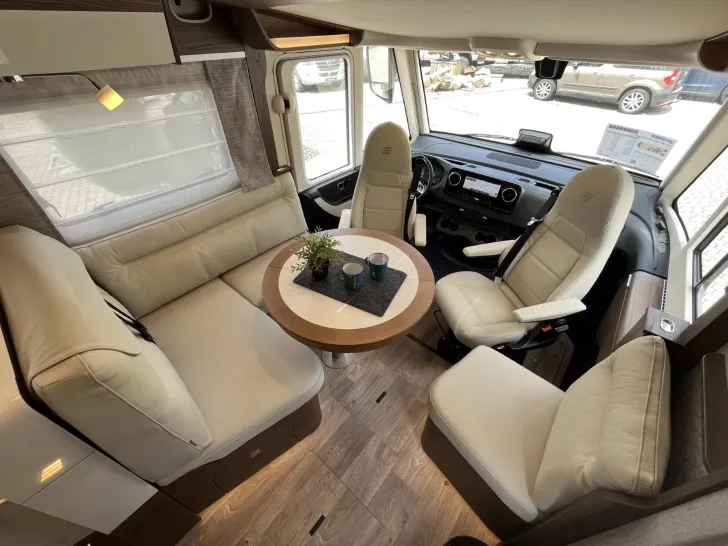 Fahrzeugbild Hymer B-ML I 780 *Premium*Hubstützen*Autarkie* #8