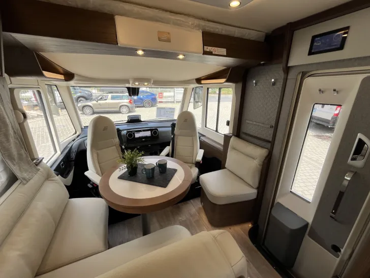 Fahrzeugbild Hymer B-ML I 780 *Premium*Hubstützen*Autarkie* #32