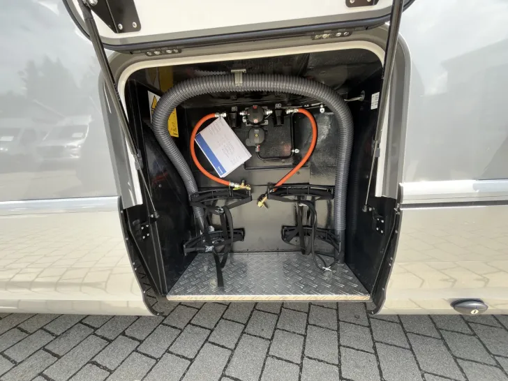 Fahrzeugbild Hymer B-ML I 780 *Premium*Hubstützen*Autarkie* #44