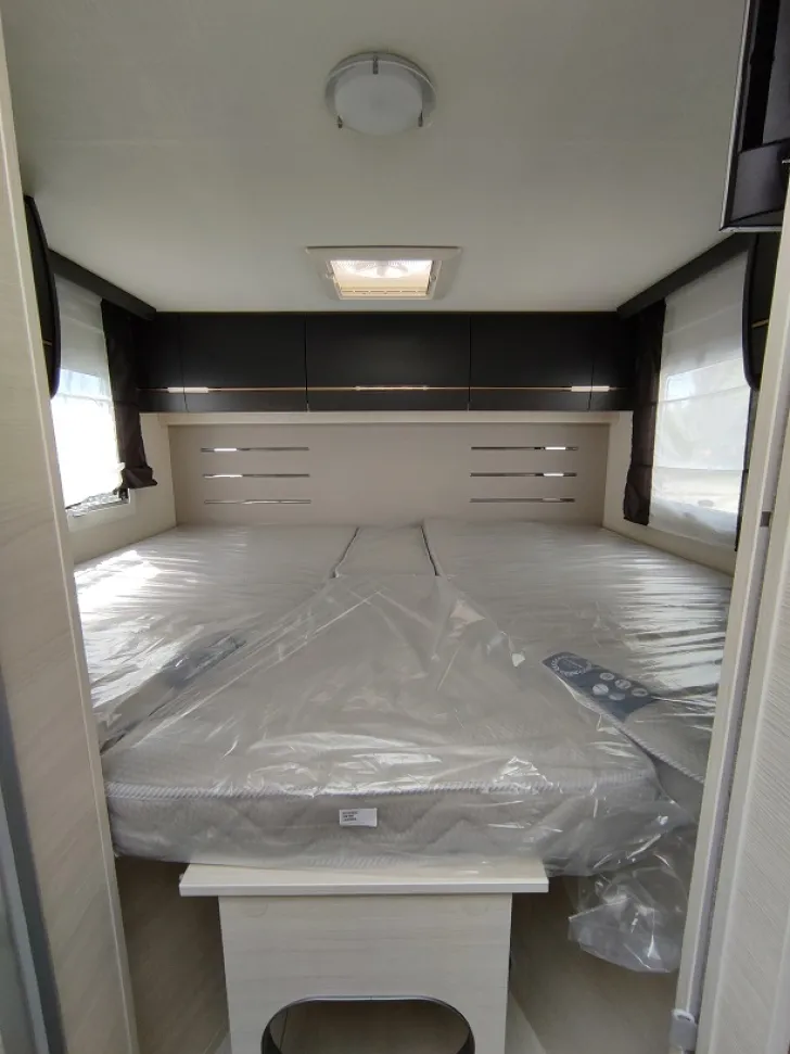 Fahrzeugbild Challenger Teilintegriert 337GA Graphite Ultimate - nach Mietsaison verfügbar! #16