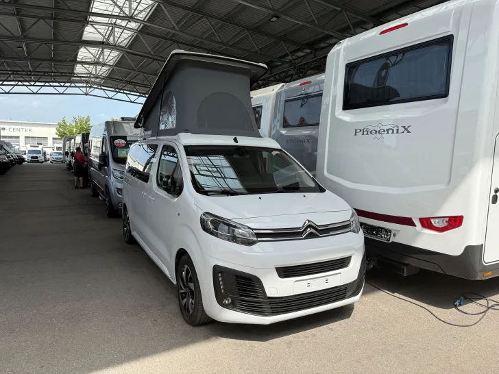 Fahrzeugbild Pössl M 180 #2