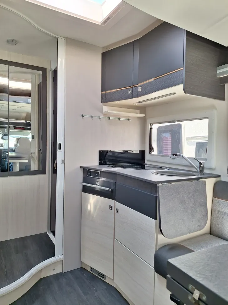 Fahrzeugbild Chausson Teilintegrierte 520 Ford #4