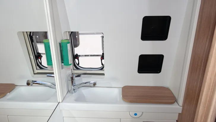 Fahrzeugbild Weinsberg CaraBus 540 MQ EDITION [FIRE] Sofort verfügbar #30