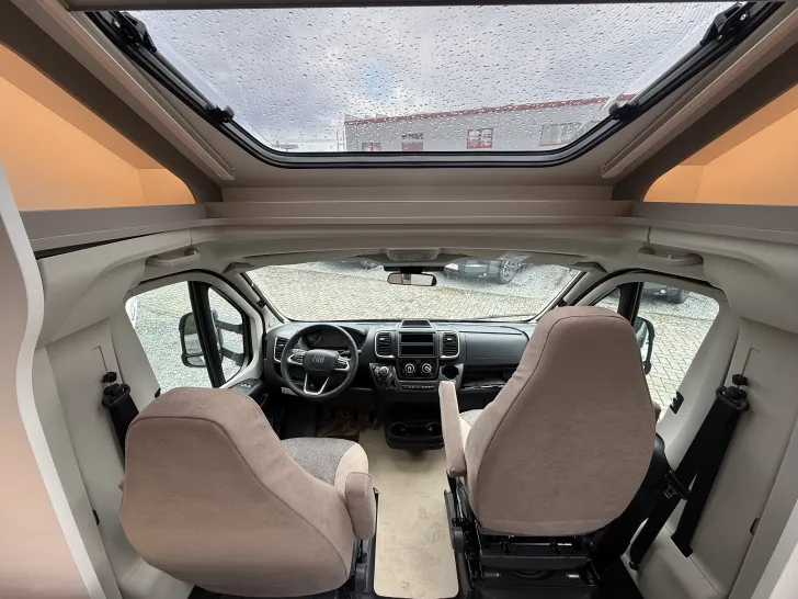 Fahrzeugbild Carado T 338 pro+ #8