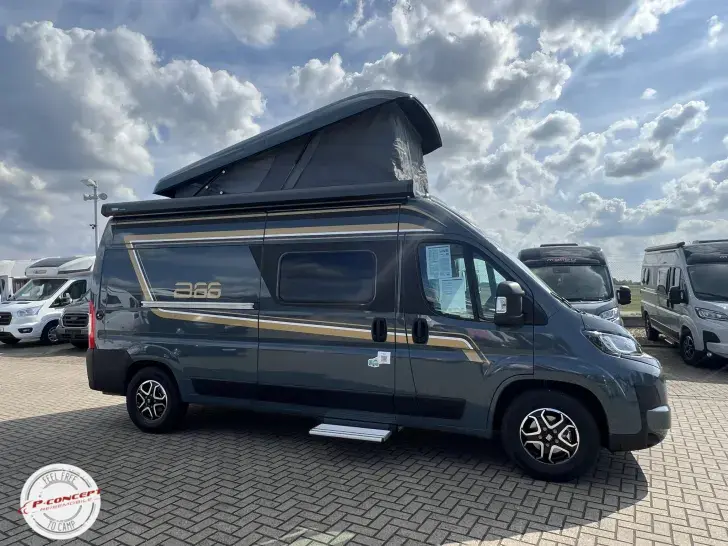 Fahrzeugbild Bürstner B66 C 600  - mit Schlafdach #1