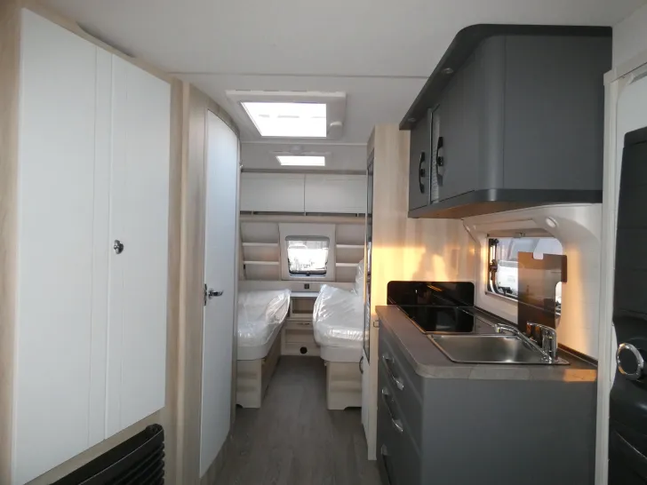 Fahrzeugbild Hobby De Luxe 495 UL IC-Line #8