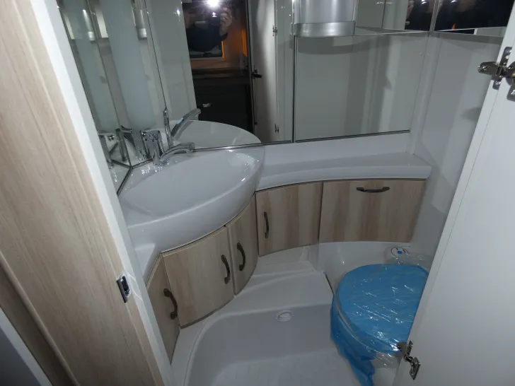 Fahrzeugbild Hobby De Luxe 495 UL IC-Line #12