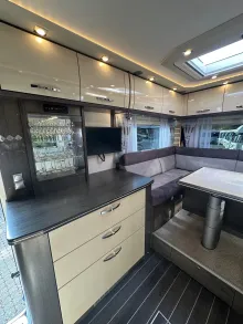 Fahrzeugbild Phoenix TOP-Liner Iveco 8500 BMRSLX #13