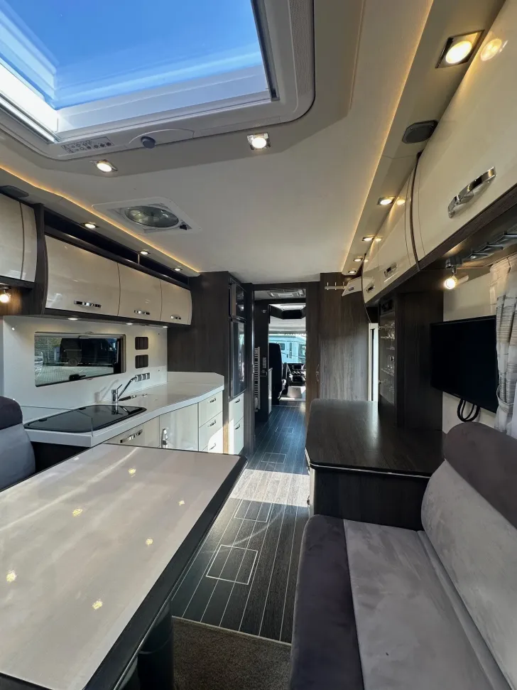 Fahrzeugbild Phoenix TOP-Liner Iveco 8500 BMRSLX Active-Air*AHK*Hubstützen #15