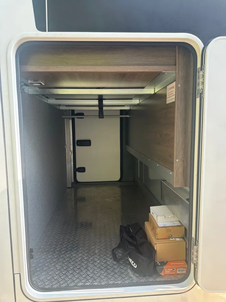 Fahrzeugbild Phoenix TOP-Liner Iveco 8500 BMRSLX Active-Air*AHK*Hubstützen #20