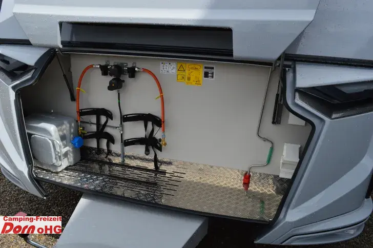 Fahrzeugbild Knaus Südwind 650 PXB 60 YEARS Alde Warmwasserheizung #6