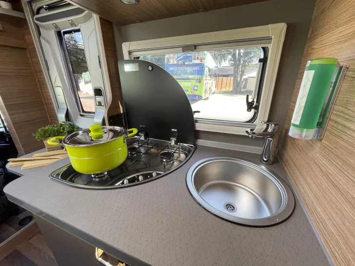 Fahrzeugbild Weinsberg CaraCompact EDITION [PEPPER] 600 MF #26