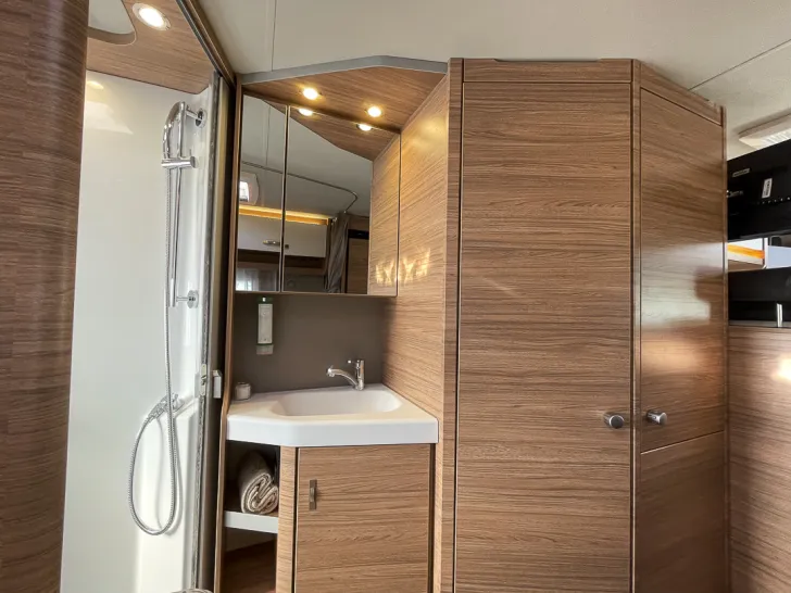 Fahrzeugbild Weinsberg CaraCompact EDITION [PEPPER] 600 MF #35