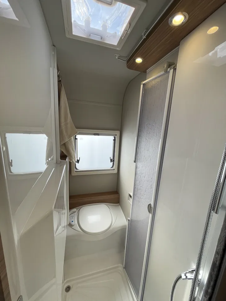 Fahrzeugbild Weinsberg CaraCompact EDITION [PEPPER] 600 MF #40