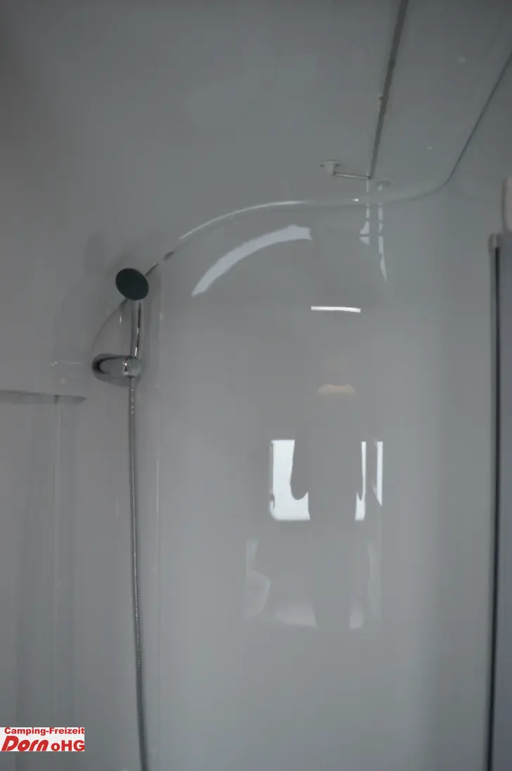 Fahrzeugbild Knaus Südwind 650 PXB 60 YEARS Alde Warmwasserheizung #24