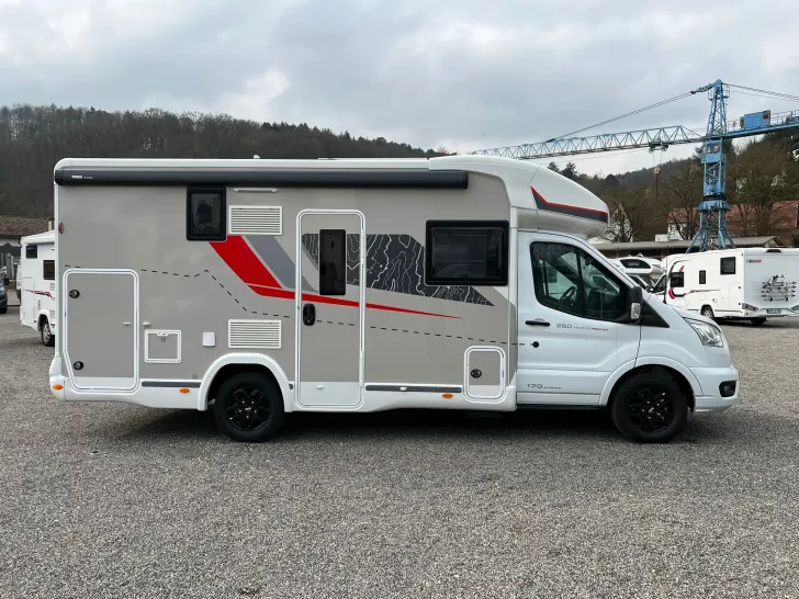Fahrzeugbild Challenger Teilintegriert 260 Graphite Ultimate Verfügbar nach  Vermietsaison #4