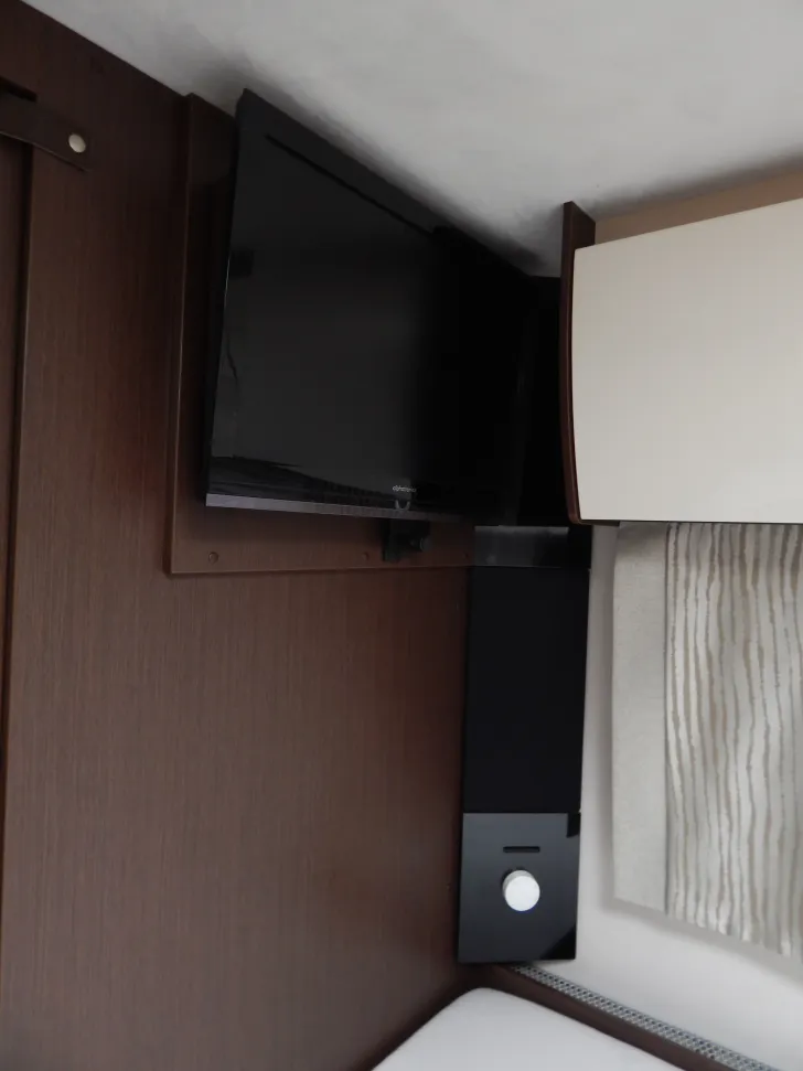 Fahrzeugbild Concorde Carver 844 L EINZELBETTEN+SAT/TV+HUBBETT #17